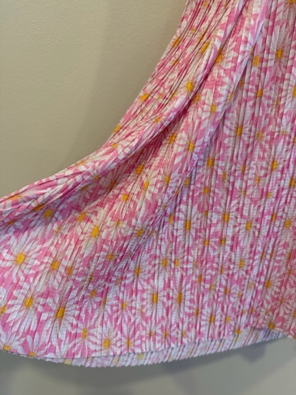 ZARA - Pleated Printed Dress, pink daisy sundress size M - Picture 9 of 16